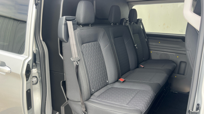 Ford Transit Custom 320 L1 Diesel Fwd 2.0 EcoBlue 136ps H1 Double Cab Van Limited - Image 40